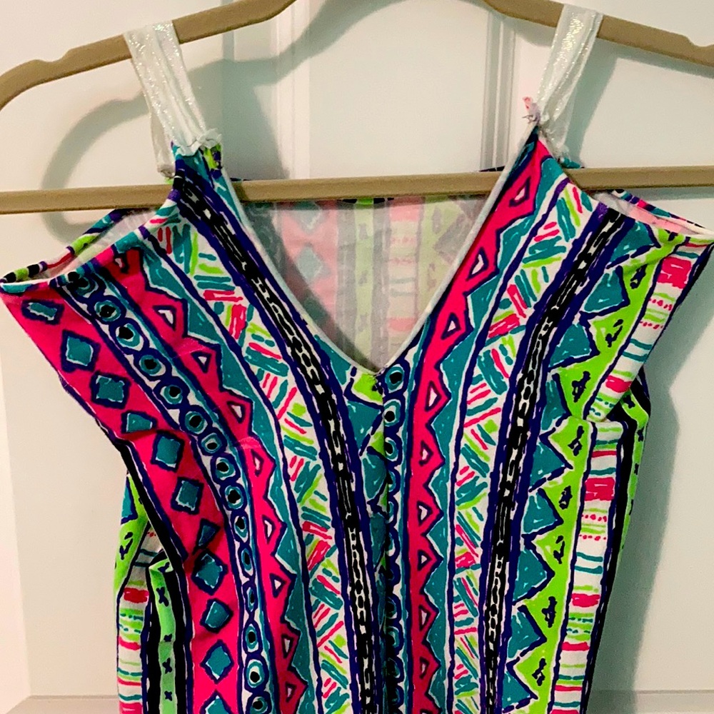 Body-con pattern mid length dress